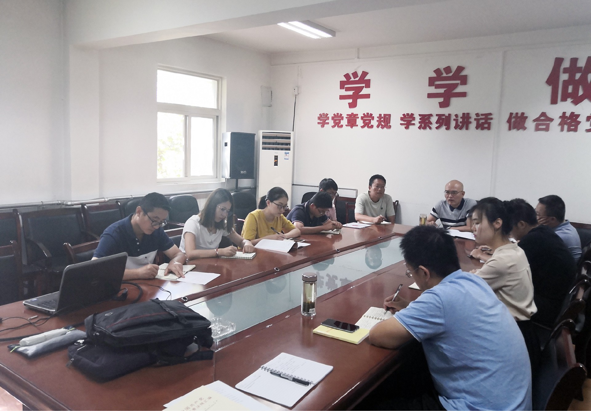 第一黨支部開(kāi)展“不忘初心、牢記使命” 主題教育專題學(xué)習(xí)研討及組織生活會(huì)